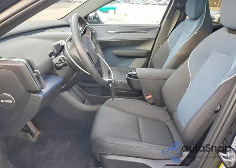 2025 Volvo Ex30 Ultra z USA, uszkodzony, nr VIN YV4EK3ZL7SS132370